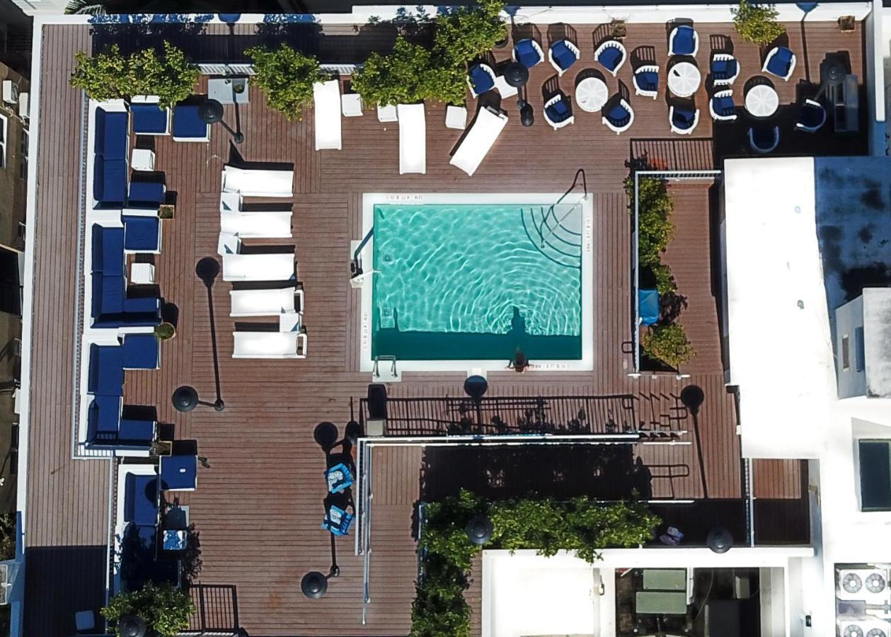 The Claremont Hotel マイアミビーチ エクステリア 写真